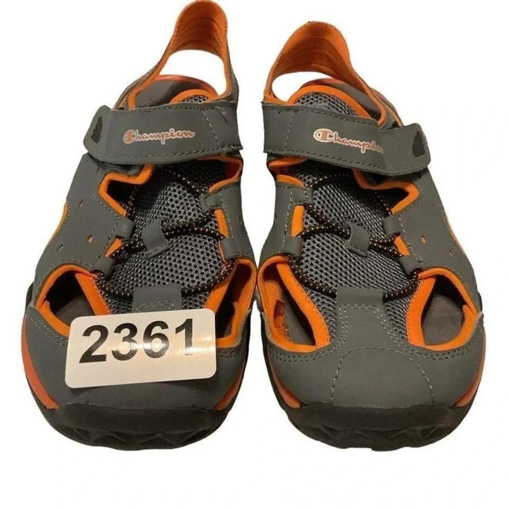 Champion sandals‎ size 6